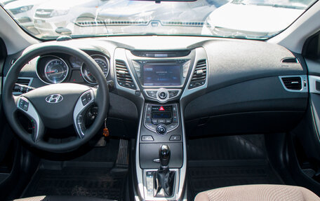 Hyundai Elantra V, 2015 год, 979 000 рублей, 11 фотография