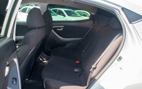 Hyundai Elantra V, 2015 год, 979 000 рублей, 24 фотография