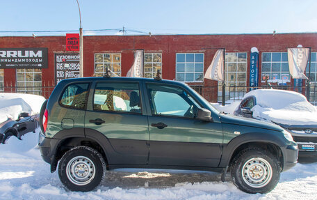 Chevrolet Niva I рестайлинг, 2018 год, 719 000 рублей, 6 фотография
