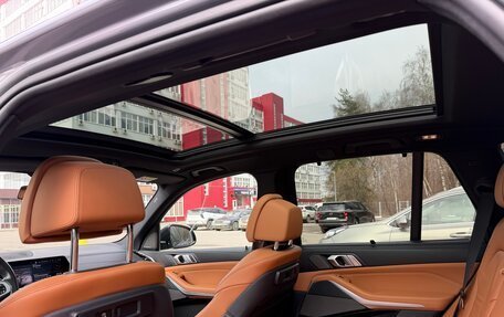 BMW X5, 2018 год, 7 030 000 рублей, 12 фотография