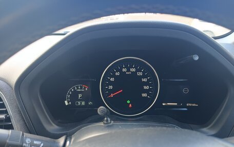 Honda Vezel, 2018 год, 1 790 000 рублей, 15 фотография