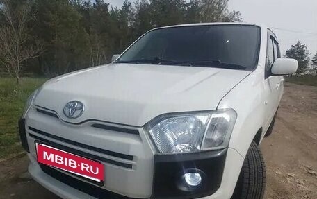 Toyota Succeed I рестайлинг, 2018 год, 1 250 000 рублей, 2 фотография