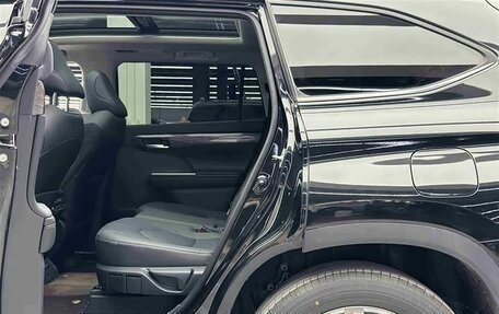 Toyota Highlander, 2026 год, 4 990 032 рублей, 11 фотография