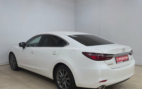 Mazda 6, 2019 год, 1 900 000 рублей, 6 фотография