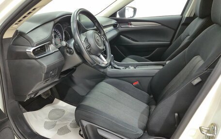 Mazda 6, 2019 год, 1 900 000 рублей, 9 фотография