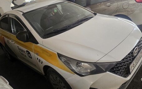 Hyundai Solaris II рестайлинг, 2022 год, 1 048 300 рублей, 2 фотография