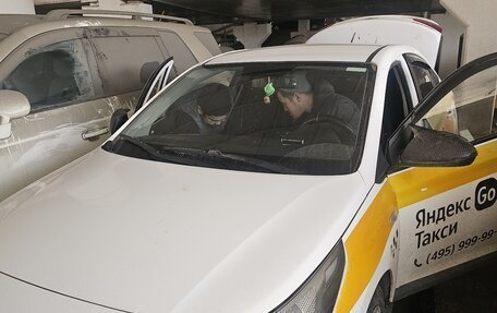 Hyundai Solaris II рестайлинг, 2022 год, 1 048 300 рублей, 3 фотография