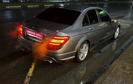 Mercedes-Benz C-Класс, 2011 год, 1 400 000 рублей, 9 фотография