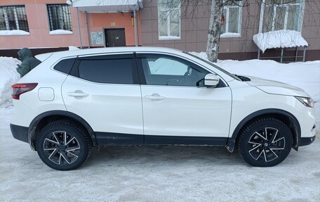 Nissan Qashqai, 2021 год, 2 500 000 рублей, 2 фотография