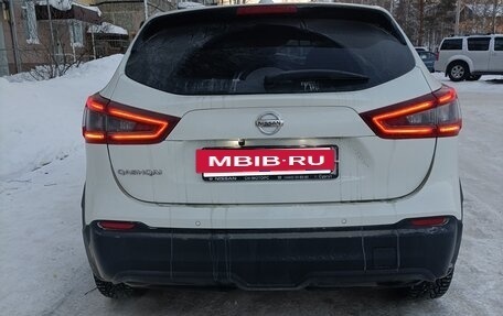 Nissan Qashqai, 2021 год, 2 500 000 рублей, 4 фотография