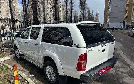 Toyota Hilux VII, 2012 год, 2 550 000 рублей, 6 фотография
