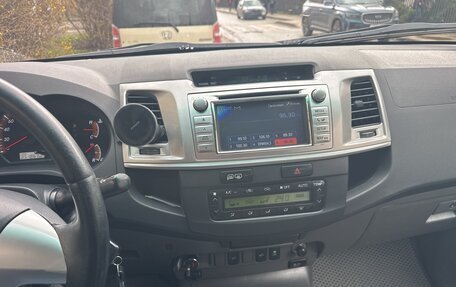 Toyota Hilux VII, 2012 год, 2 550 000 рублей, 18 фотография