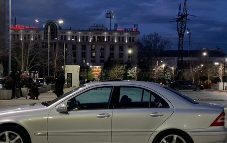 Mercedes-Benz C-Класс, 2007 год, 1 100 000 рублей, 5 фотография