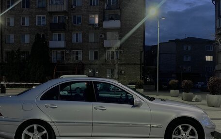 Mercedes-Benz C-Класс, 2007 год, 1 100 000 рублей, 4 фотография