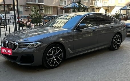 BMW 5 серия, 2021 год, 4 100 000 рублей, 3 фотография