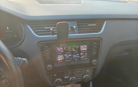 Skoda Octavia, 2018 год, 1 950 000 рублей, 11 фотография