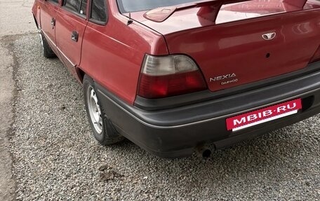 Daewoo Nexia I рестайлинг, 1997 год, 215 000 рублей, 3 фотография