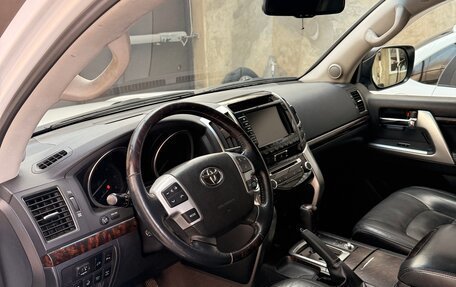 Toyota Land Cruiser 200, 2012 год, 4 000 000 рублей, 9 фотография