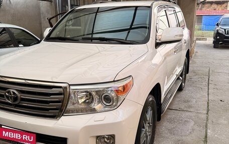 Toyota Land Cruiser 200, 2012 год, 4 000 000 рублей, 2 фотография