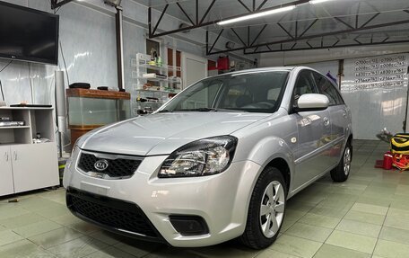 KIA Rio II, 2010 год, 780 000 рублей, 3 фотография