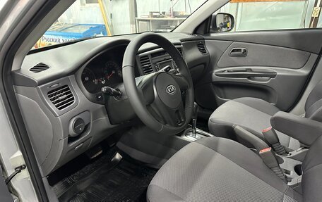 KIA Rio II, 2010 год, 780 000 рублей, 9 фотография