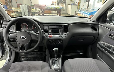 KIA Rio II, 2010 год, 780 000 рублей, 11 фотография