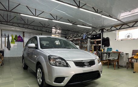 KIA Rio II, 2010 год, 780 000 рублей, 2 фотография