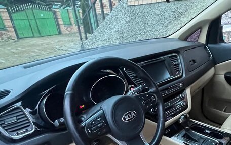 KIA Carnival III, 2016 год, 2 650 000 рублей, 9 фотография