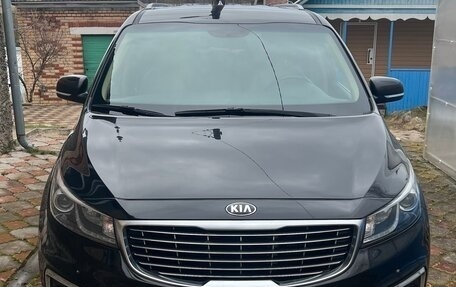 KIA Carnival III, 2016 год, 2 650 000 рублей, 17 фотография