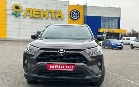 Toyota RAV4, 2021 год, 3 250 000 рублей, 6 фотография