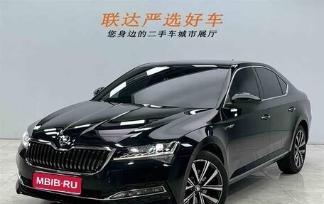 Skoda Superb III рестайлинг, 2025 год, 2 887 000 рублей, 1 фотография