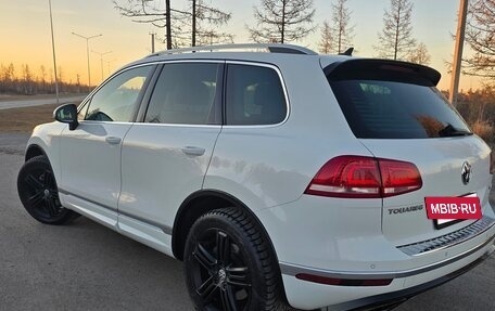 Volkswagen Touareg III, 2015 год, 3 150 000 рублей, 4 фотография
