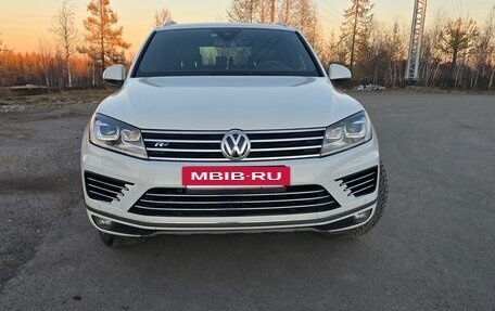 Volkswagen Touareg III, 2015 год, 3 150 000 рублей, 2 фотография