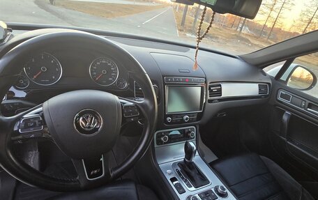 Volkswagen Touareg III, 2015 год, 3 150 000 рублей, 11 фотография