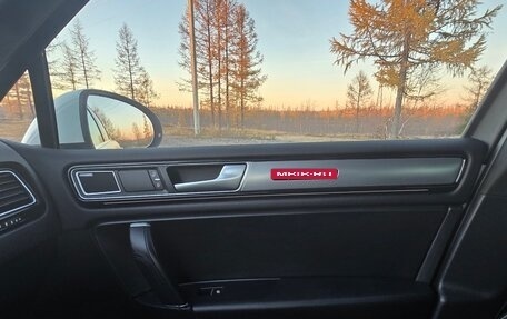 Volkswagen Touareg III, 2015 год, 3 150 000 рублей, 14 фотография