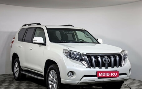 Toyota Land Cruiser Prado 150 рестайлинг 2, 2014 год, 3 199 000 рублей, 3 фотография