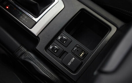 Toyota Land Cruiser Prado 150 рестайлинг 2, 2014 год, 3 199 000 рублей, 18 фотография