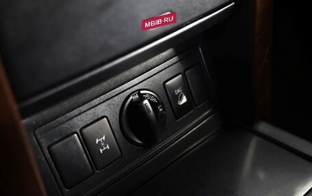 Toyota Land Cruiser Prado 150 рестайлинг 2, 2014 год, 3 199 000 рублей, 16 фотография