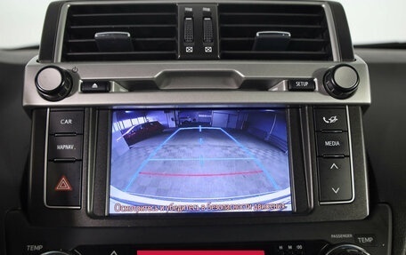 Toyota Land Cruiser Prado 150 рестайлинг 2, 2014 год, 3 199 000 рублей, 15 фотография