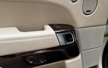 Land Rover Range Rover IV рестайлинг, 2013 год, 2 960 000 рублей, 9 фотография