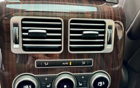 Land Rover Range Rover IV рестайлинг, 2013 год, 2 960 000 рублей, 10 фотография