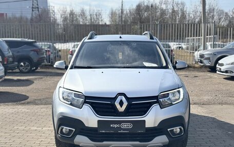 Renault Sandero II рестайлинг, 2021 год, 1 223 000 рублей, 2 фотография