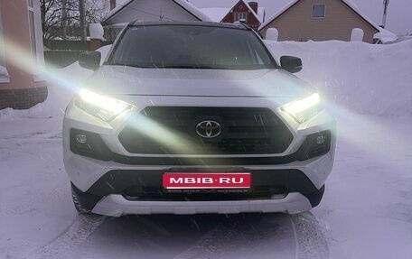 Toyota RAV4, 2024 год, 3 980 000 рублей, 1 фотография