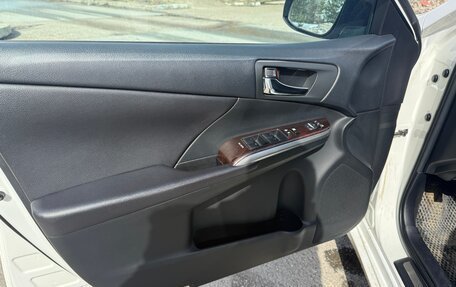 Toyota Camry, 2017 год, 2 370 000 рублей, 7 фотография