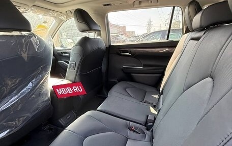 Toyota Highlander, 2026 год, 5 370 000 рублей, 19 фотография