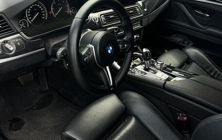 BMW 5 серия, 2014 год, 2 550 000 рублей, 13 фотография