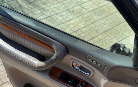 Lexus LX II, 2005 год, 2 120 000 рублей, 18 фотография