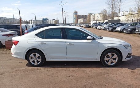 Skoda Octavia IV, 2021 год, 2 200 000 рублей, 7 фотография