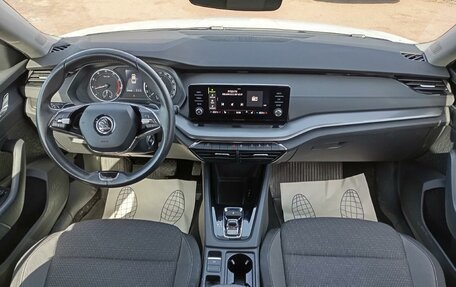 Skoda Octavia IV, 2021 год, 2 200 000 рублей, 11 фотография