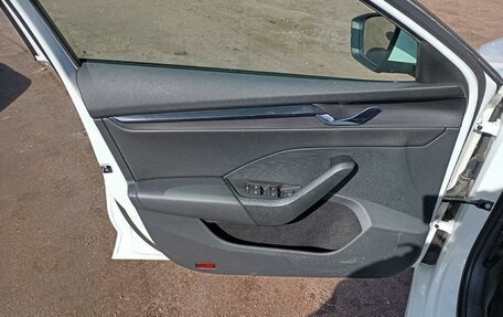 Skoda Octavia IV, 2021 год, 2 200 000 рублей, 15 фотография